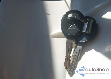 2003 Jeep Liberty Sport from USA, damaged, VIN 1J4FK48143W597030